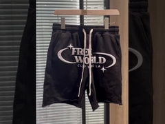 Kurze Hosen mit Puff Print