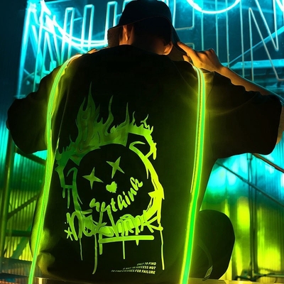kaufen Streetwear für Männer Sommermodetrend 2024 Übergroßes reflektiertes T-Shirt Custom Design online manufacture